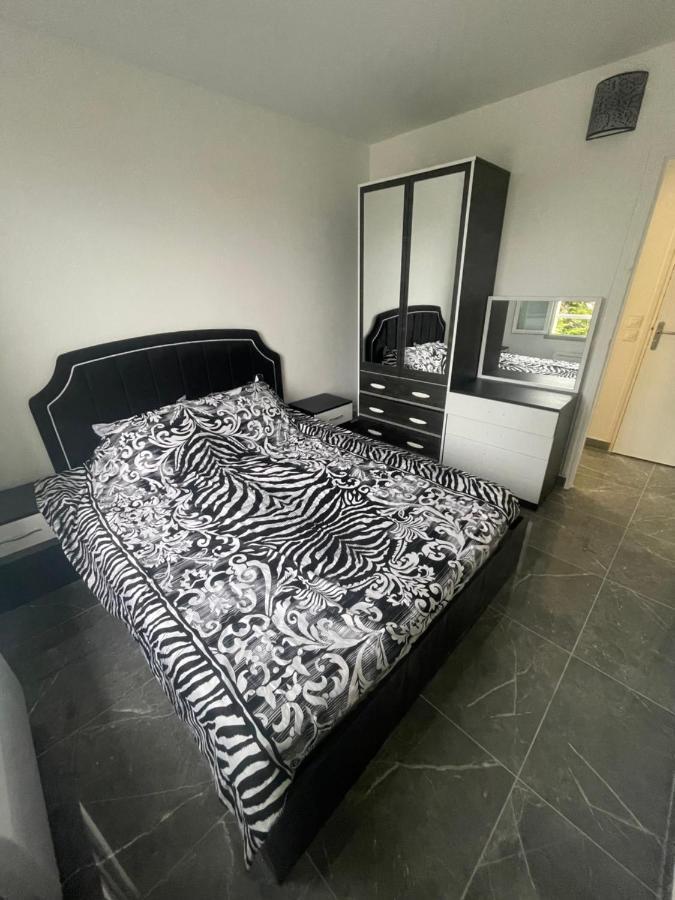 Appartement Lagny Sur Marne Disneyland Paris Dış mekan fotoğraf